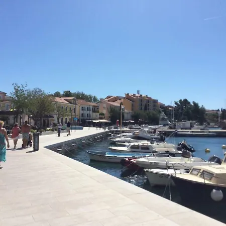 Mirno Апартаменты *