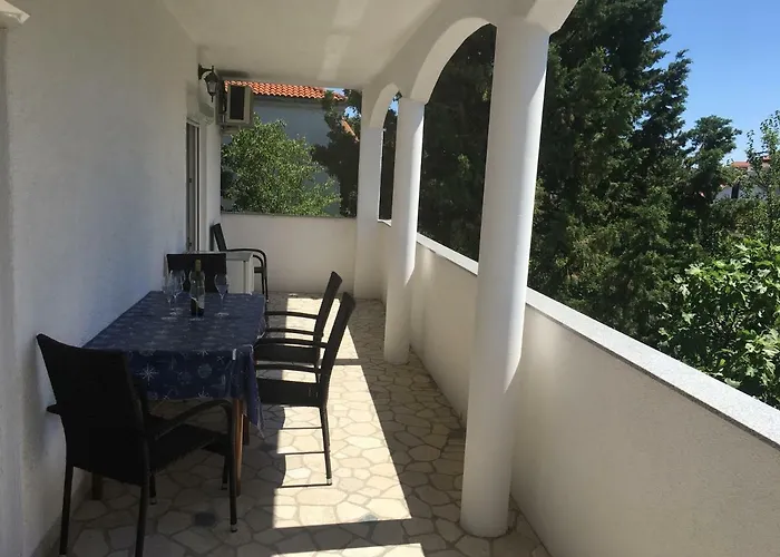 Apartamento Mirno Selce
